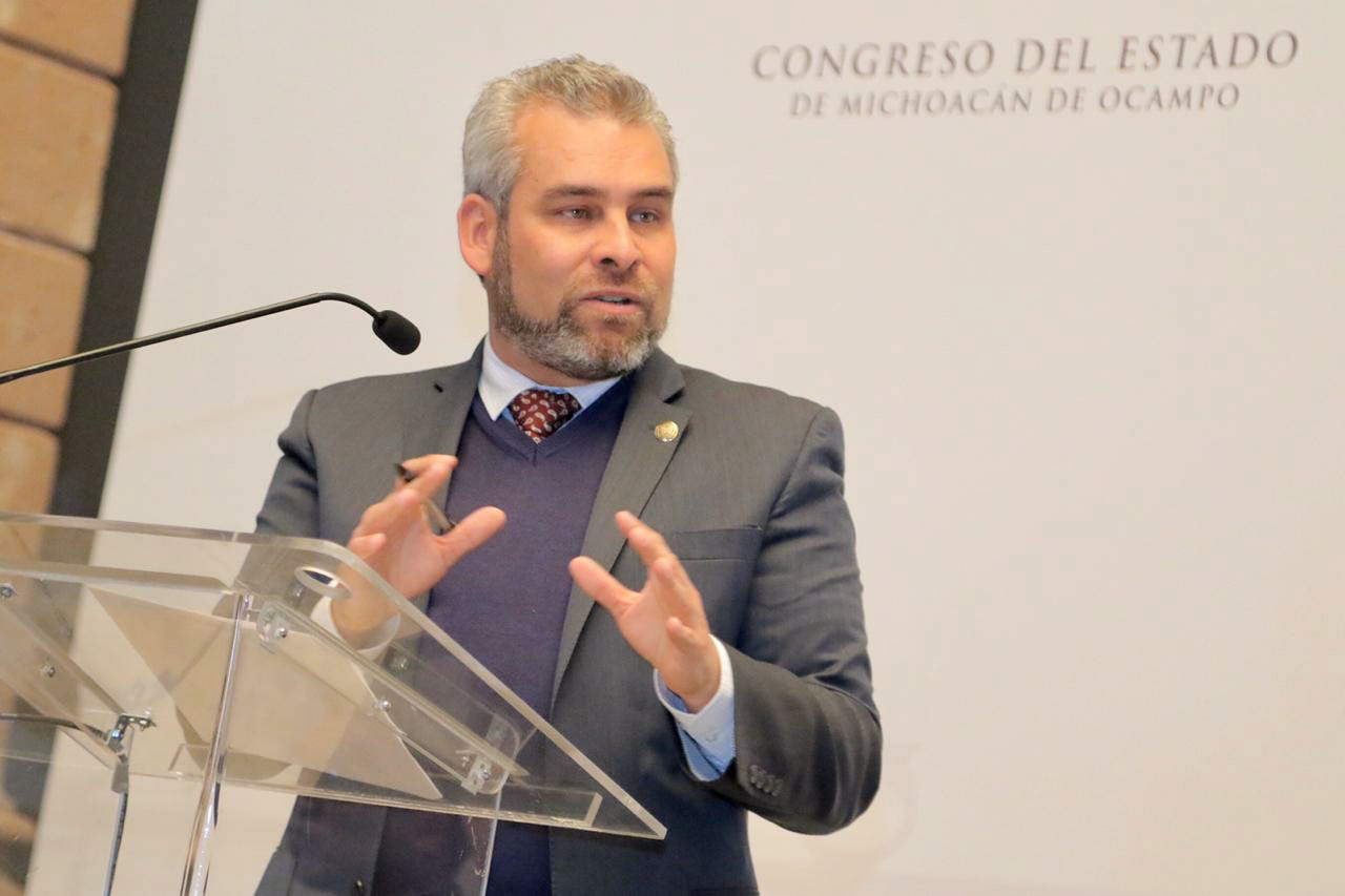  Diputados respaldan iniciativa de Alfredo Ramírez para regular venta de productos chatarra