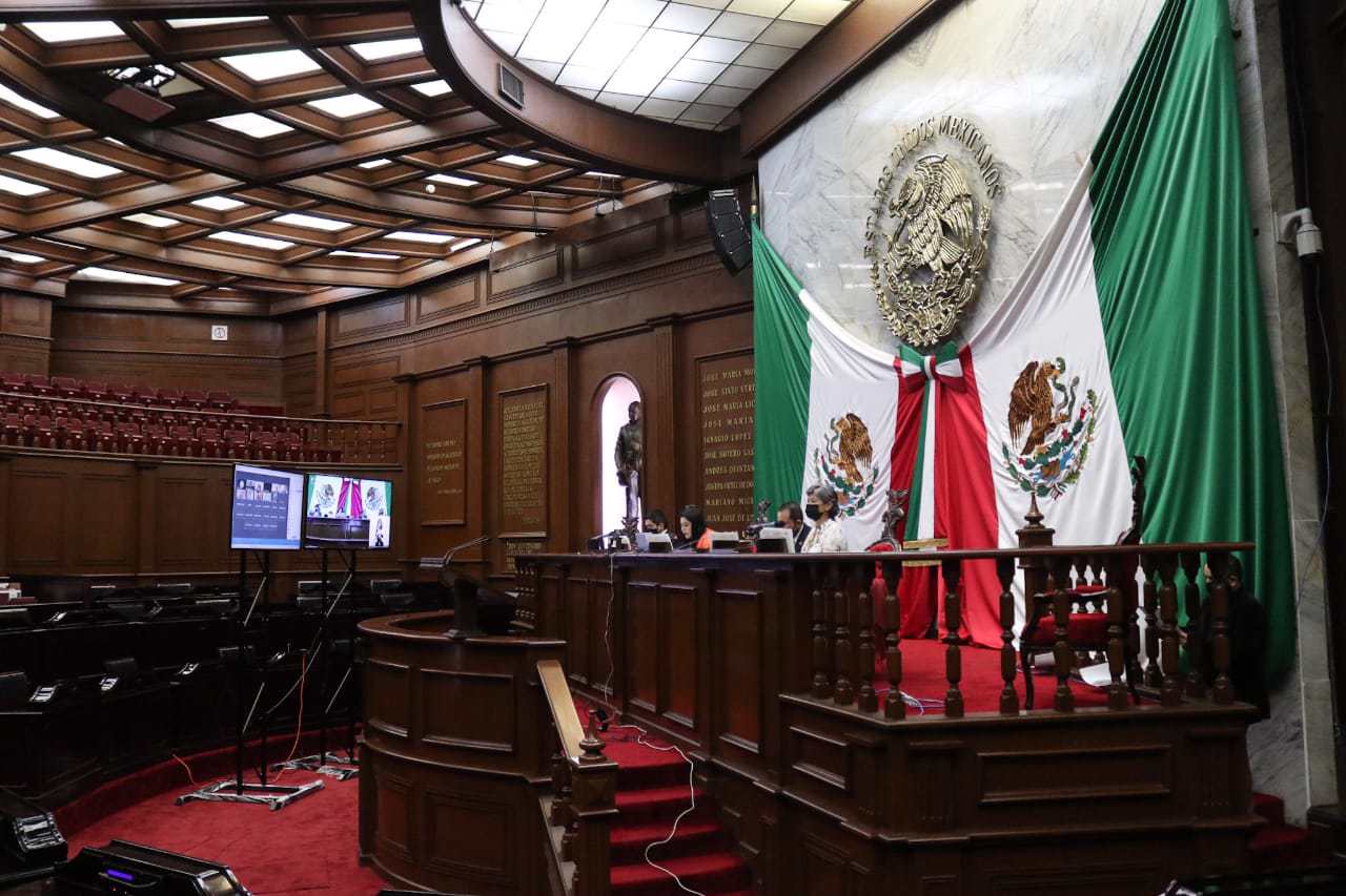 Aprueban diputados locales glosas del cuarto informe de gobierno
