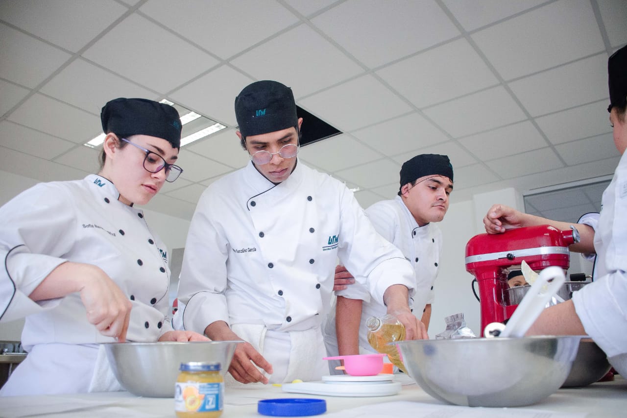  Materias de gastronomía fomentan la cultura culinaria de Michoacán