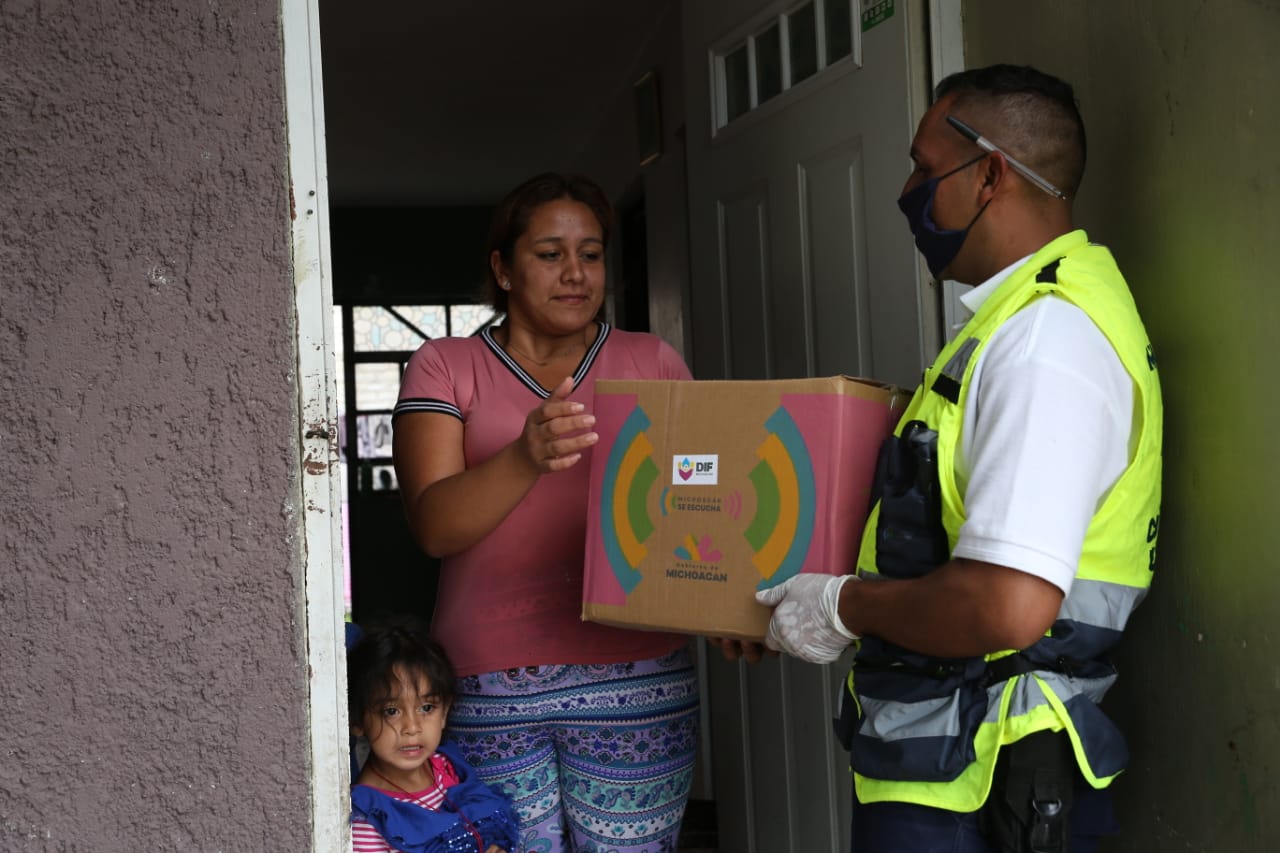  Tras quedarse sin trabajo, Nayeli recibe apoyo de alimentació