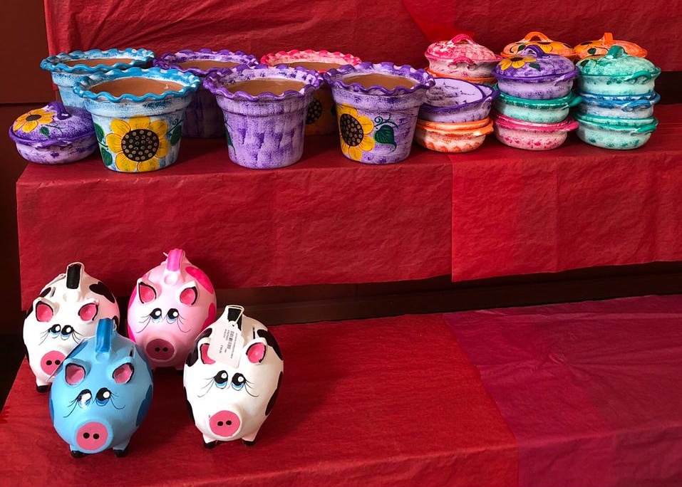  Ofrece IAM venta especial de artesanía de Santa Fe de la Laguna