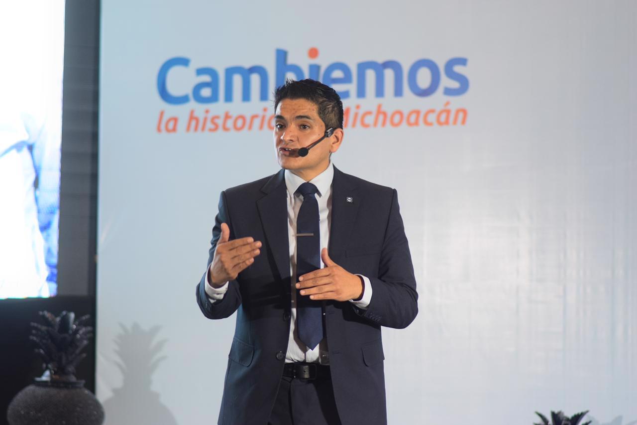  Arturo Hernández presenta resultados y soluciones en su segundo informe legislativo