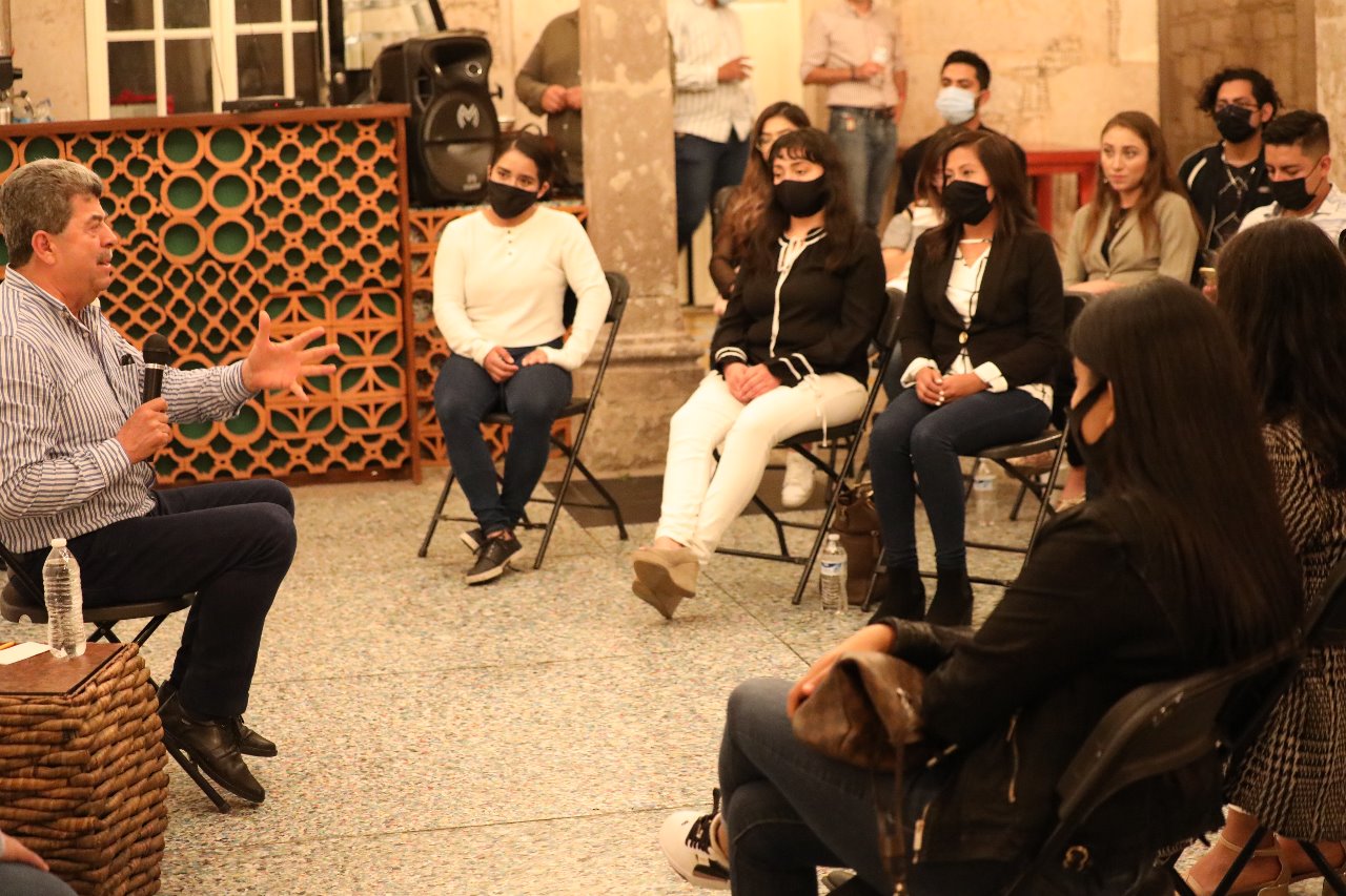  Los chavos, cansados de promesas, quieren opciones reales de desarrollo