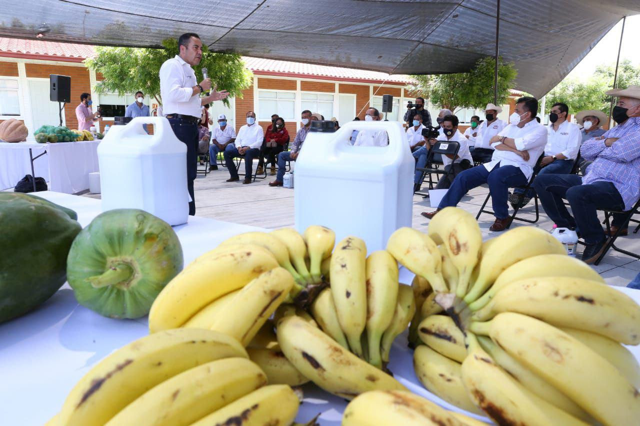 Agricultura Sustentable, el presente y futuro para el desarrollo del campo: Carlos Herrera