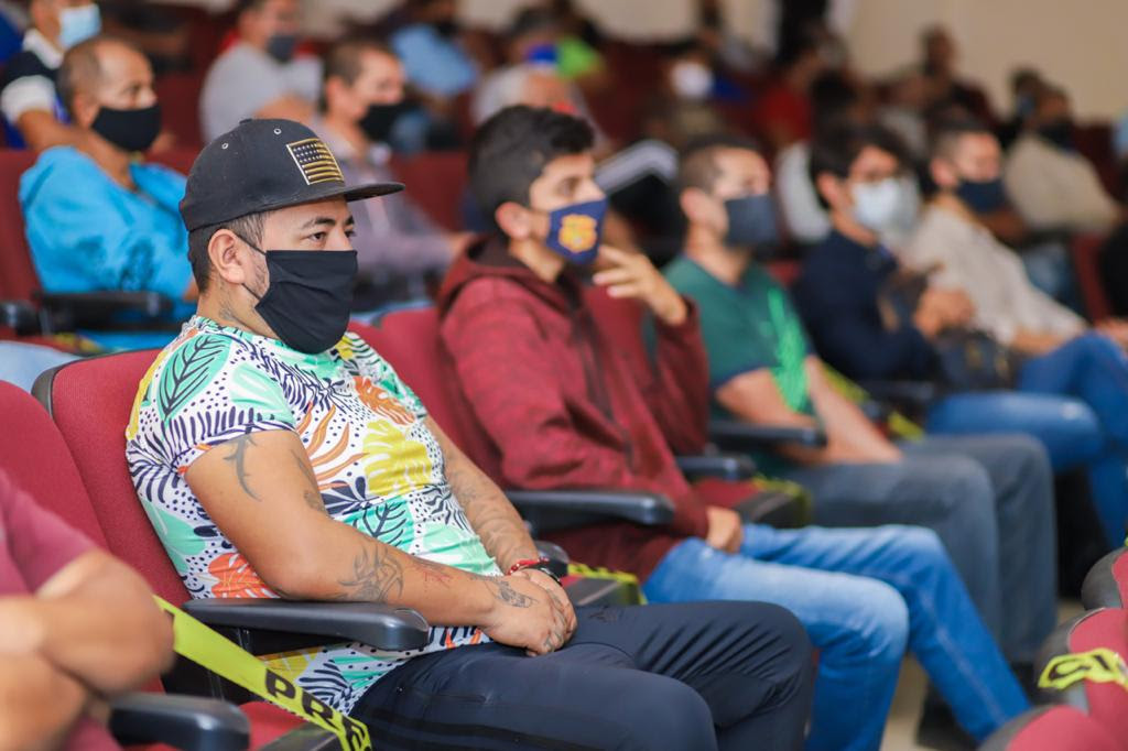  Capacita Seimujer a transportistas de Pátzcuaro sobre prevención del acoso