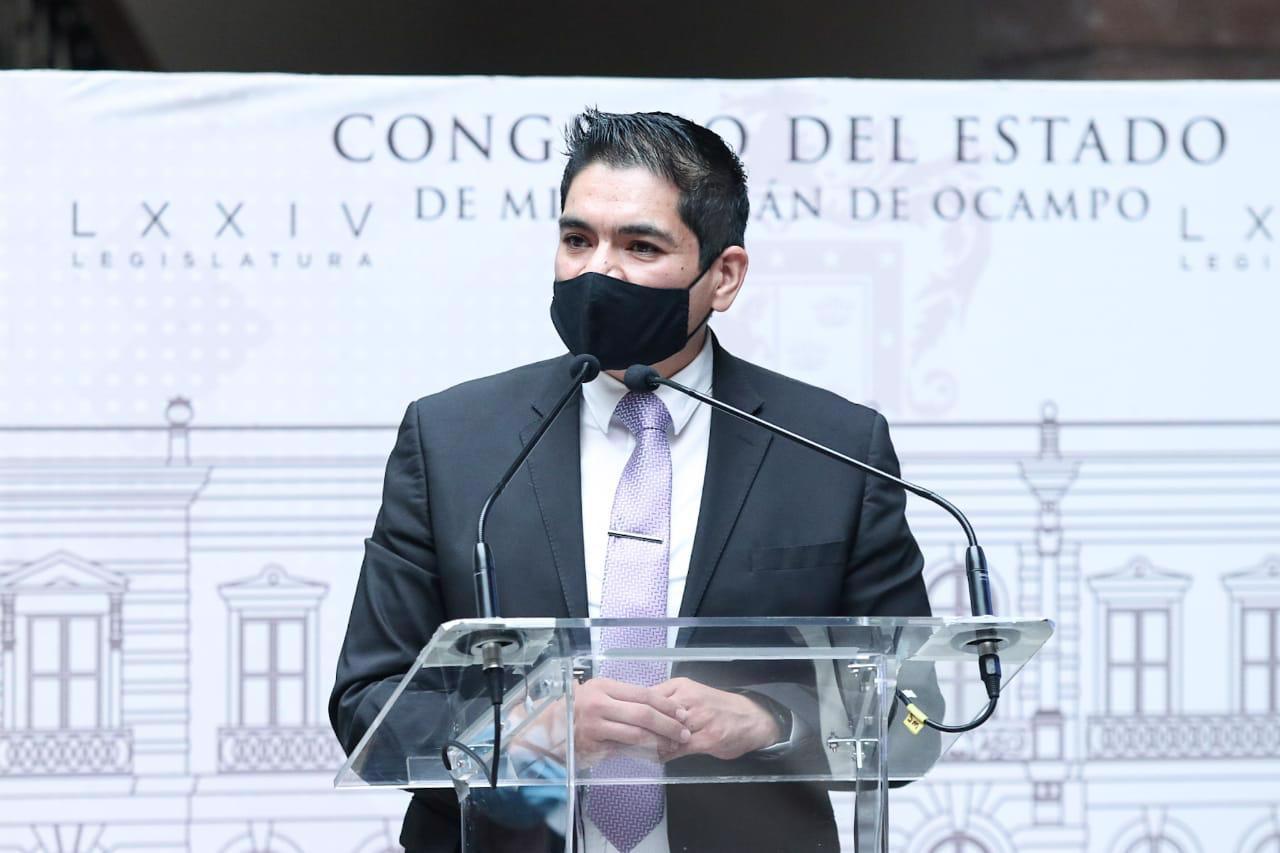  Logra Arturo Hernández una nueva realidad para las personas con discapacidad en Michoacán