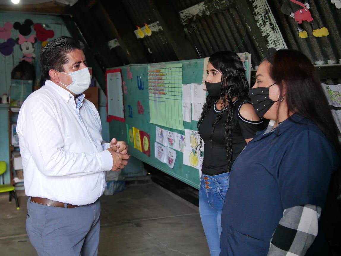  Supervisa Bienestar Michoacán acceso al agua en escuelas del Oriente