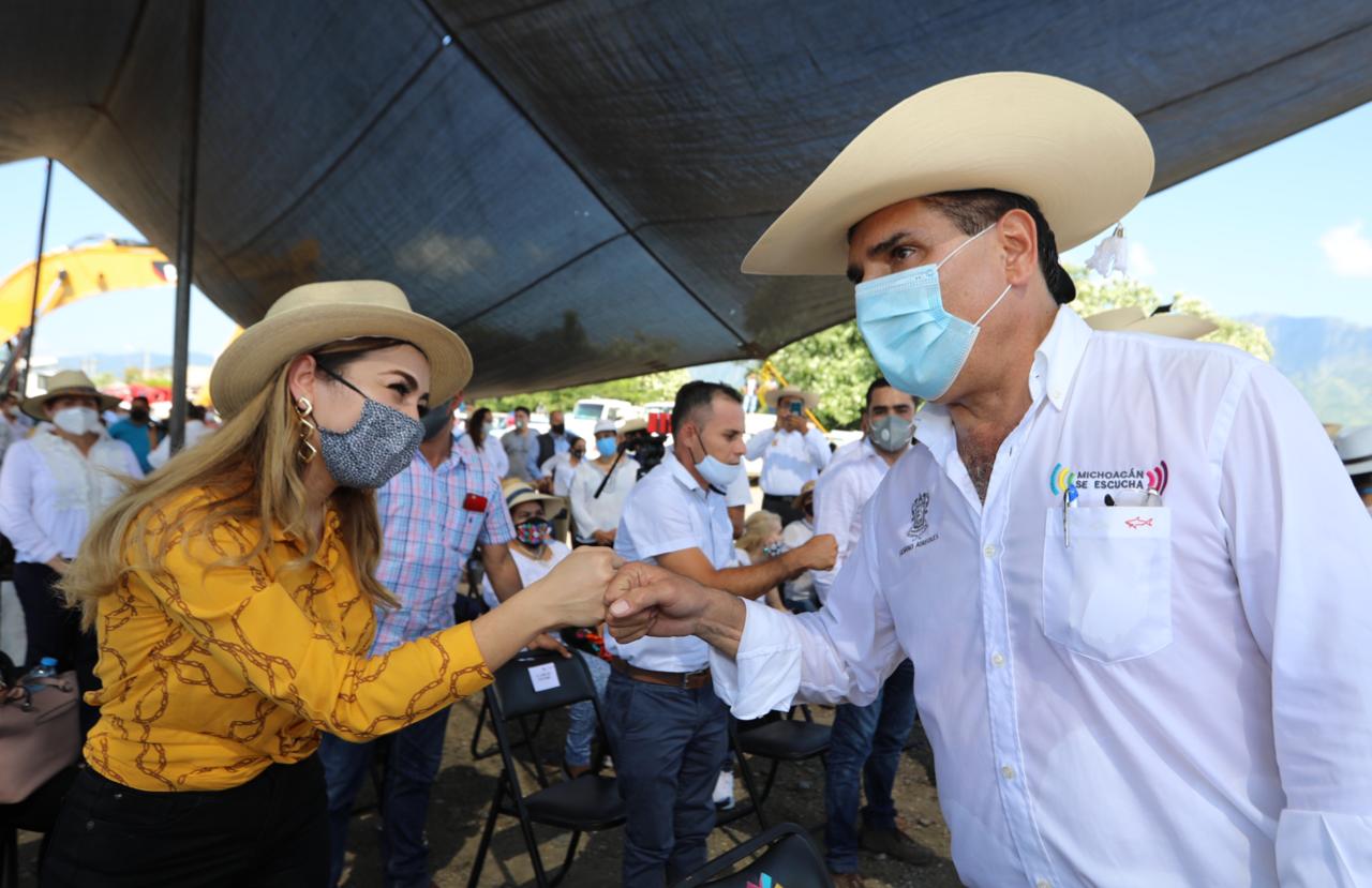  Impulsan desarrollo económico de Huetamo con modernización de acceso carretero