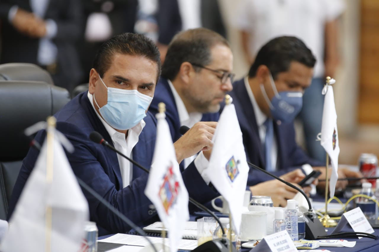 Acuerda Alianza Federalista acciones legales contra desaparición de fideicomisos
