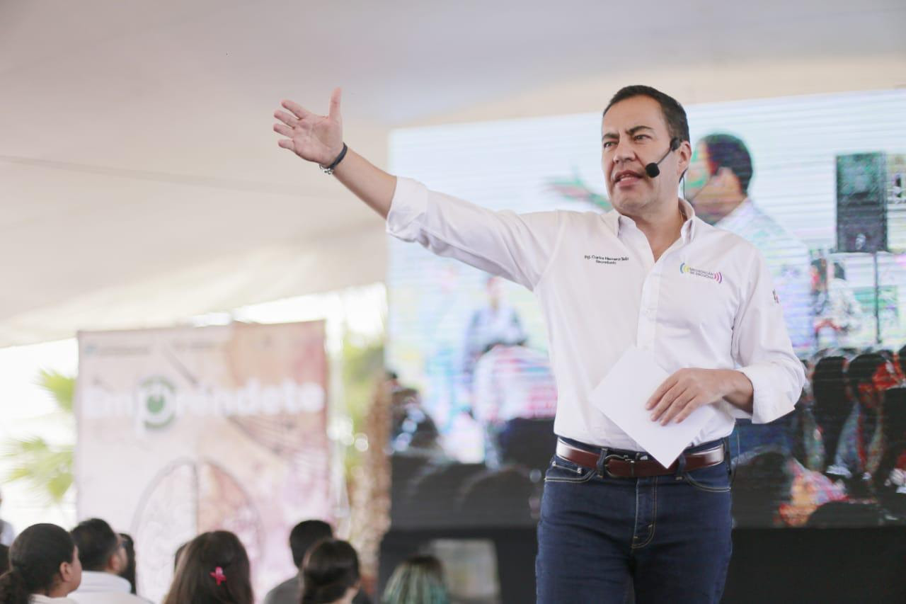  Responsabilidad y servicio, no se detienen pese a epidemia: Carlos Herrera