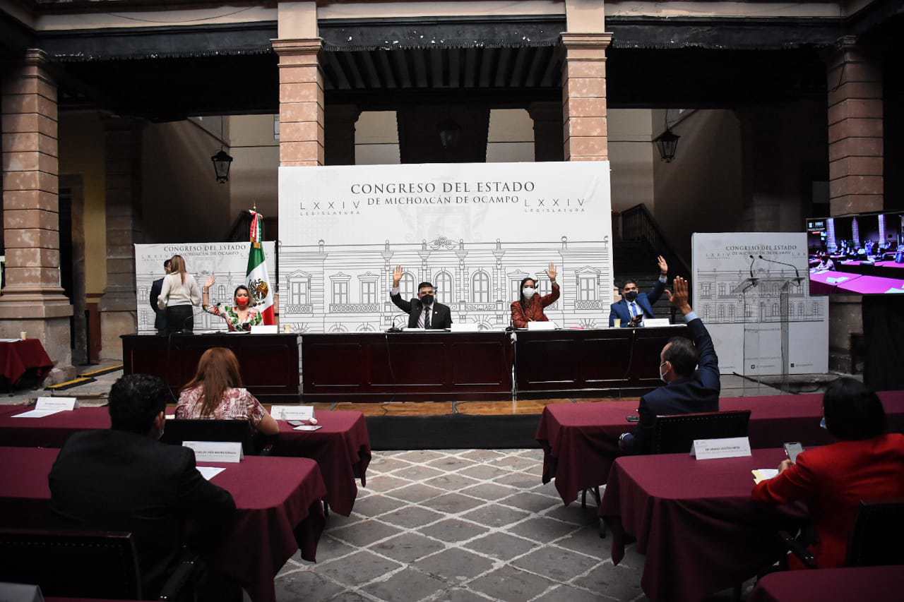  Aprueba Congreso reforma para regular servicio de grúas