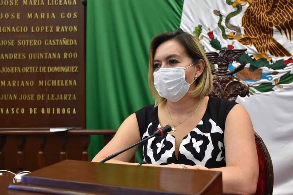  Propone Yarabí Ávila actualizar causas de la violencia familiar en la Ley