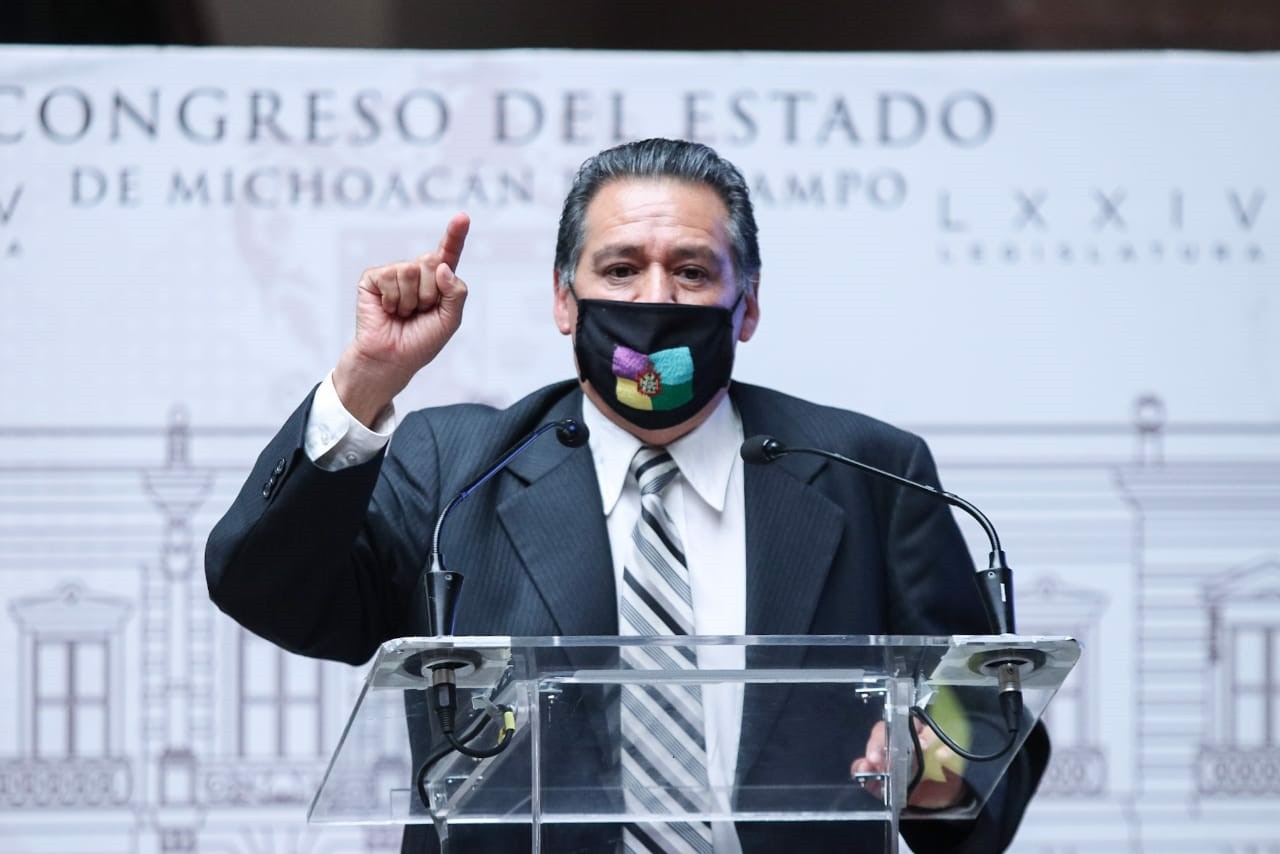  Pide Osiel Equihua se reconozca como Patrimonio Cultural Inmaterial Juego de Pelota P’urhépecha