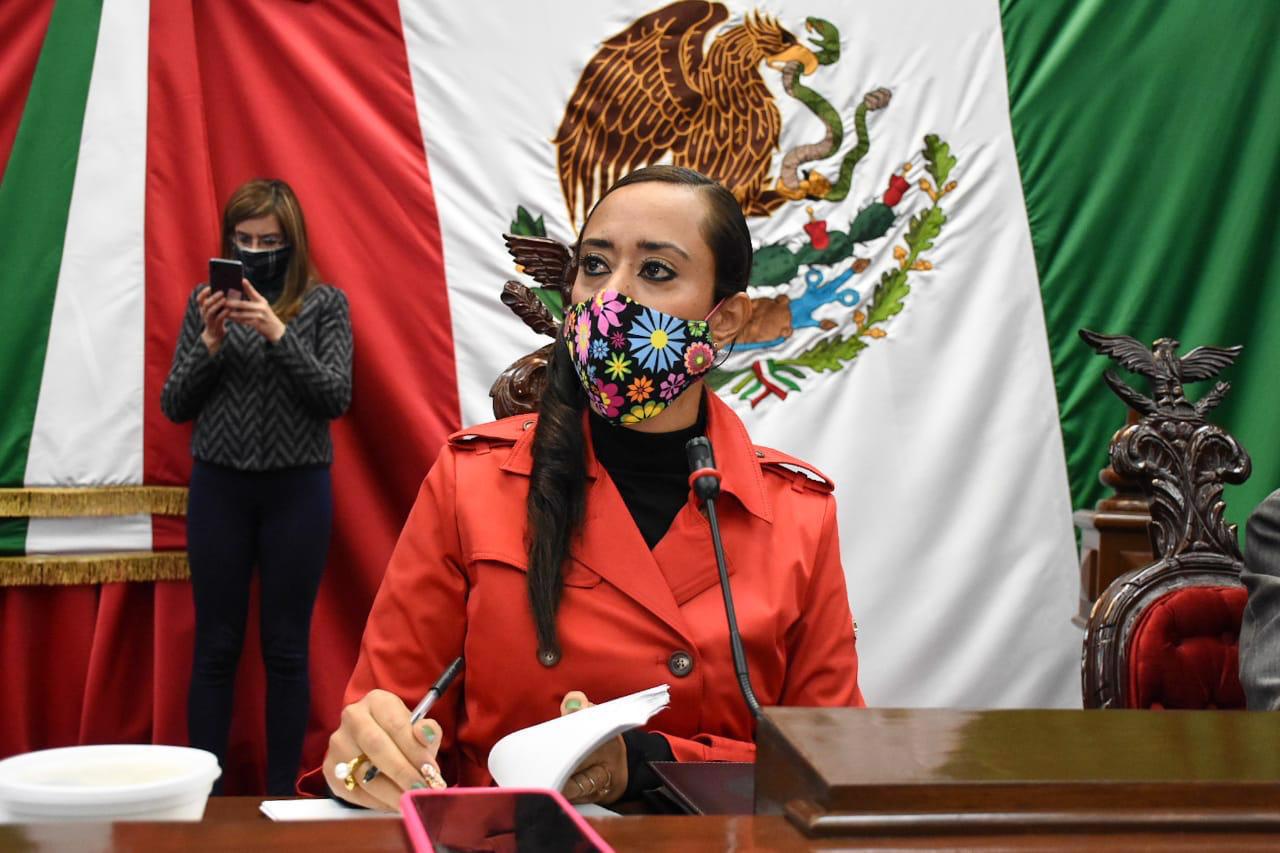  Presenta Tere Mora iniciativa para igualdad condiciones jurídicas entre mujer casada y concubina libre