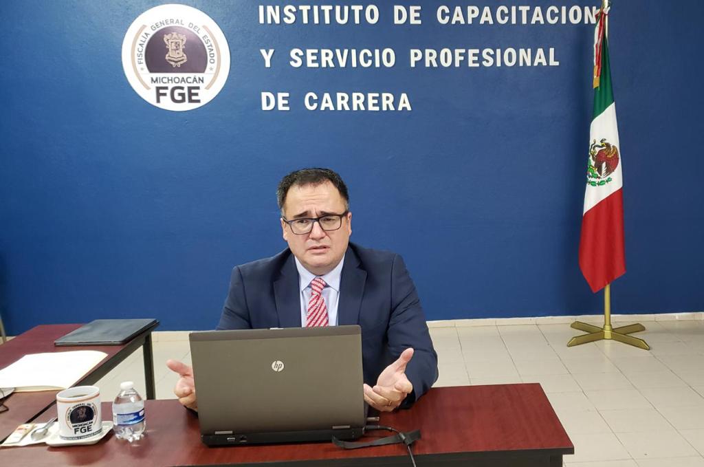  Se capacita FGE en materia de acto probatorio en la audiencia de juicio