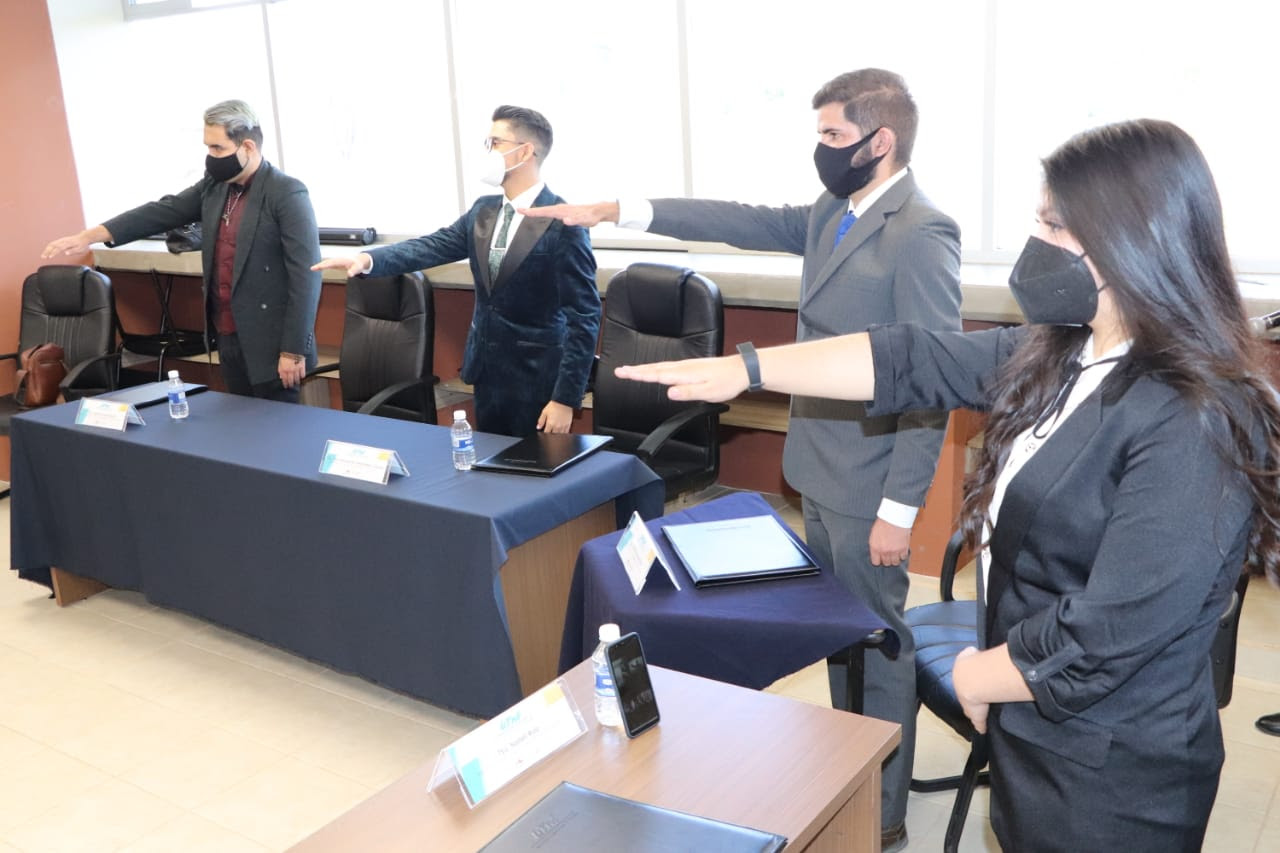 Egresan de la UTM técnicos superiores Universitarios en Tecnologías de la Información