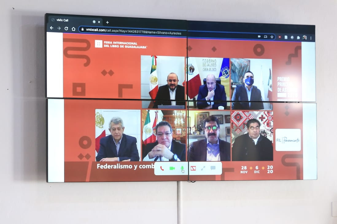  Participa Silvano Aureoles en 9º Seminario Internacional de la FIL