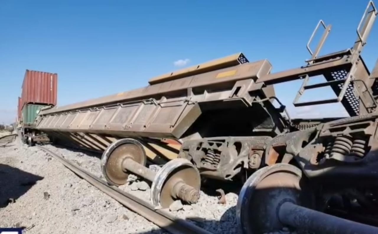 Descarrila un tren en los límites de Michoacán y Guanajuato