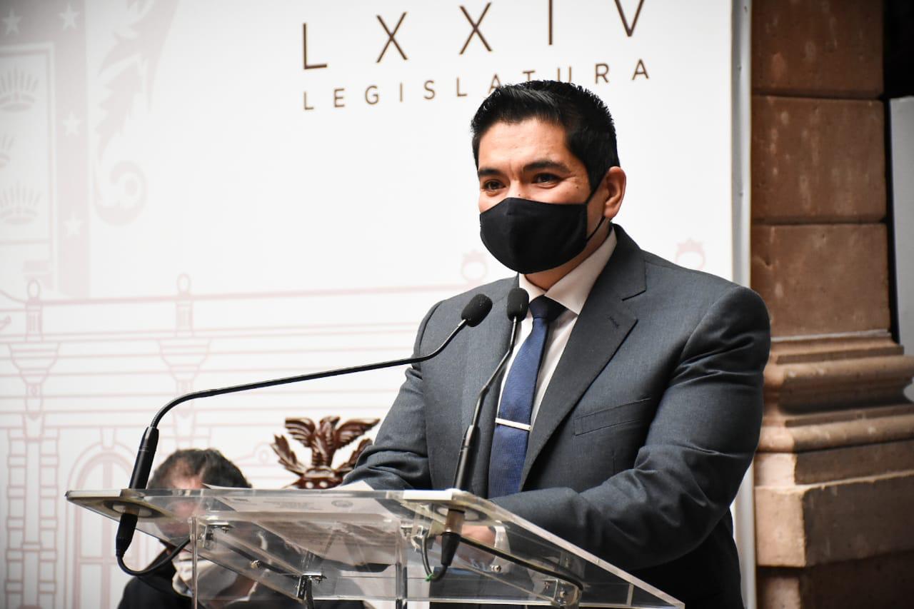  Respalda Arturo Hernández ley para el uso de cubrebocas