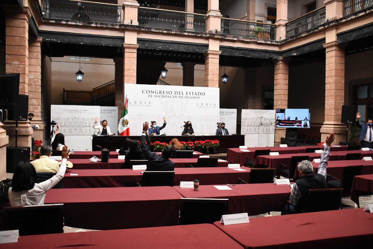 Congreso michoacano aprueba Ley que regula uso de cubrebocas