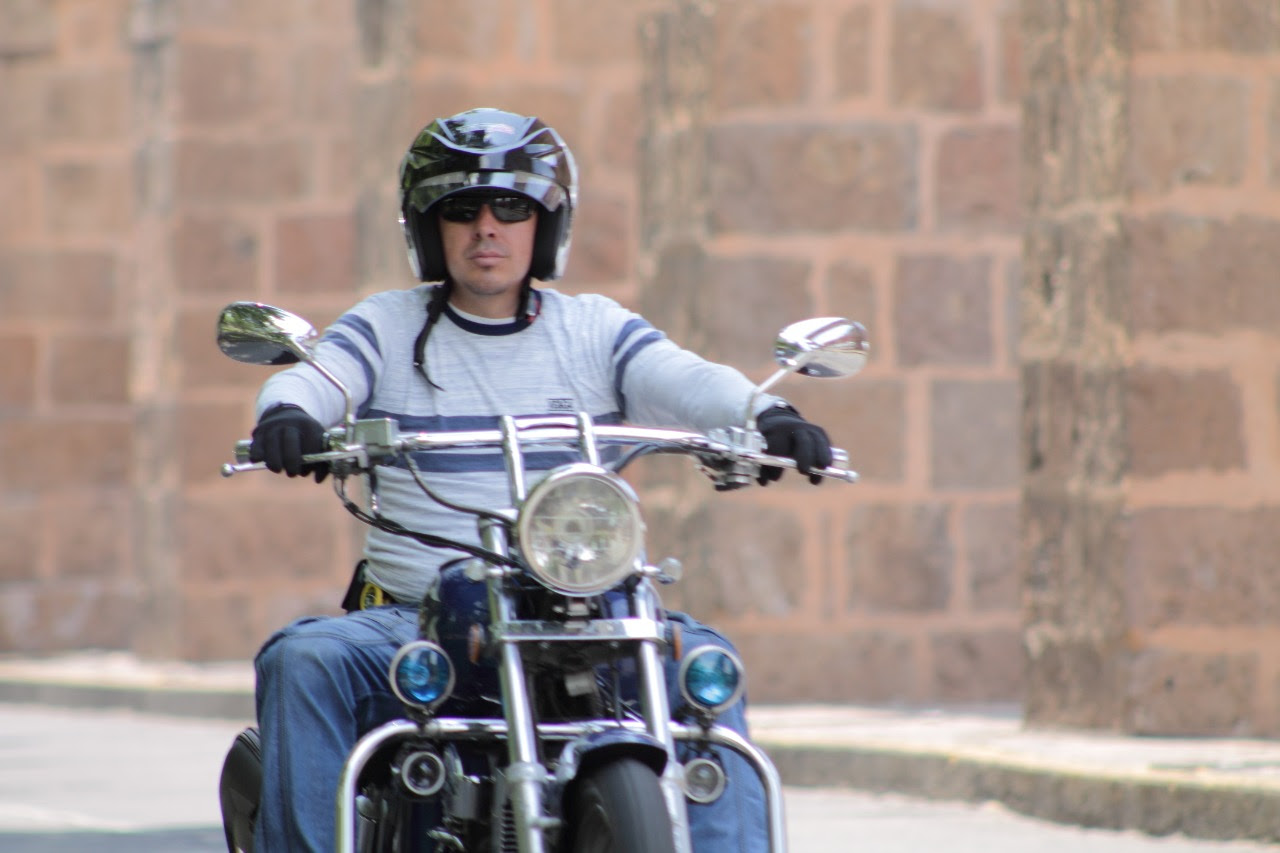  Placas para motocicleta, listas para su entrega en oficinas de Rentas
