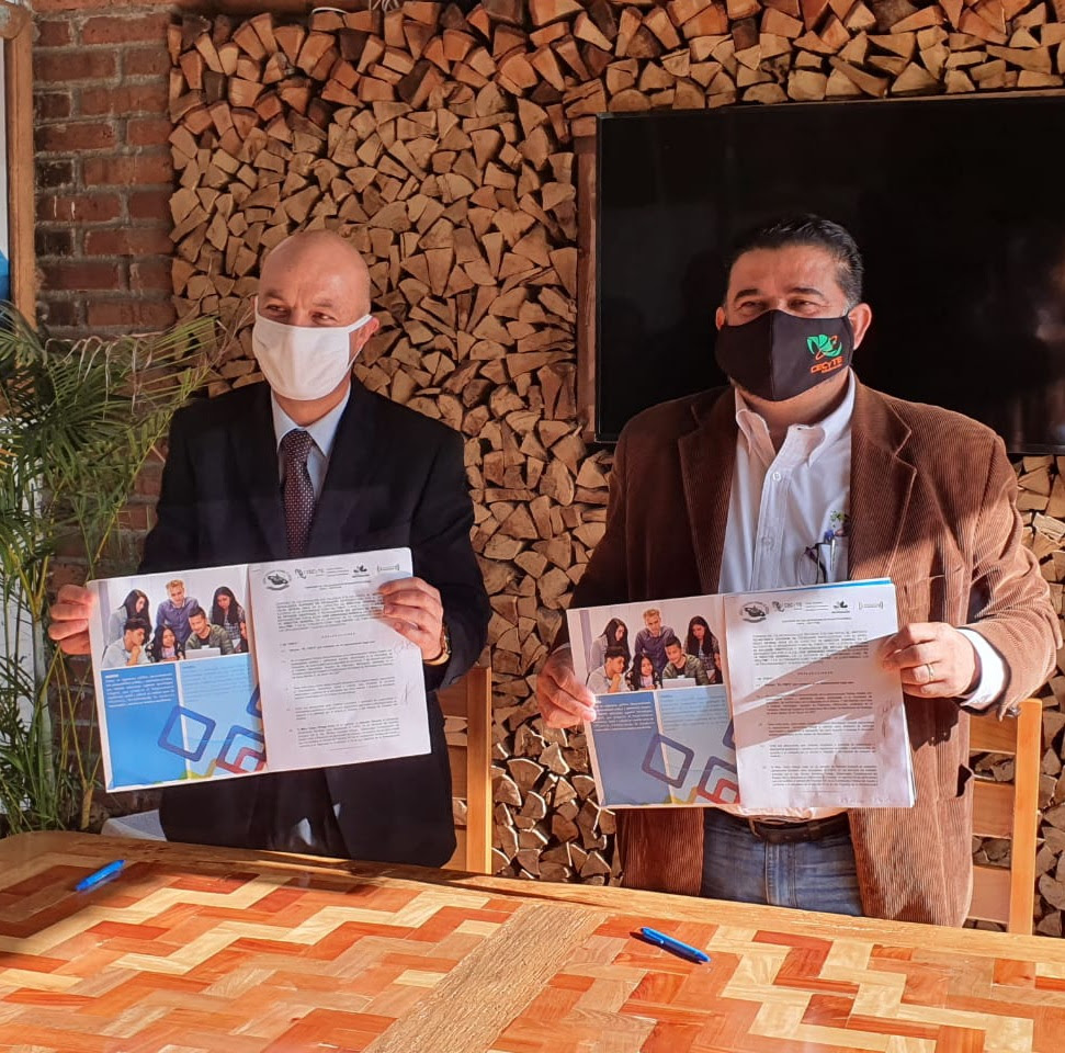 Firma CECyTEM alianza educativa con el Instituto Tecnológico Superior de Pátzcuaro