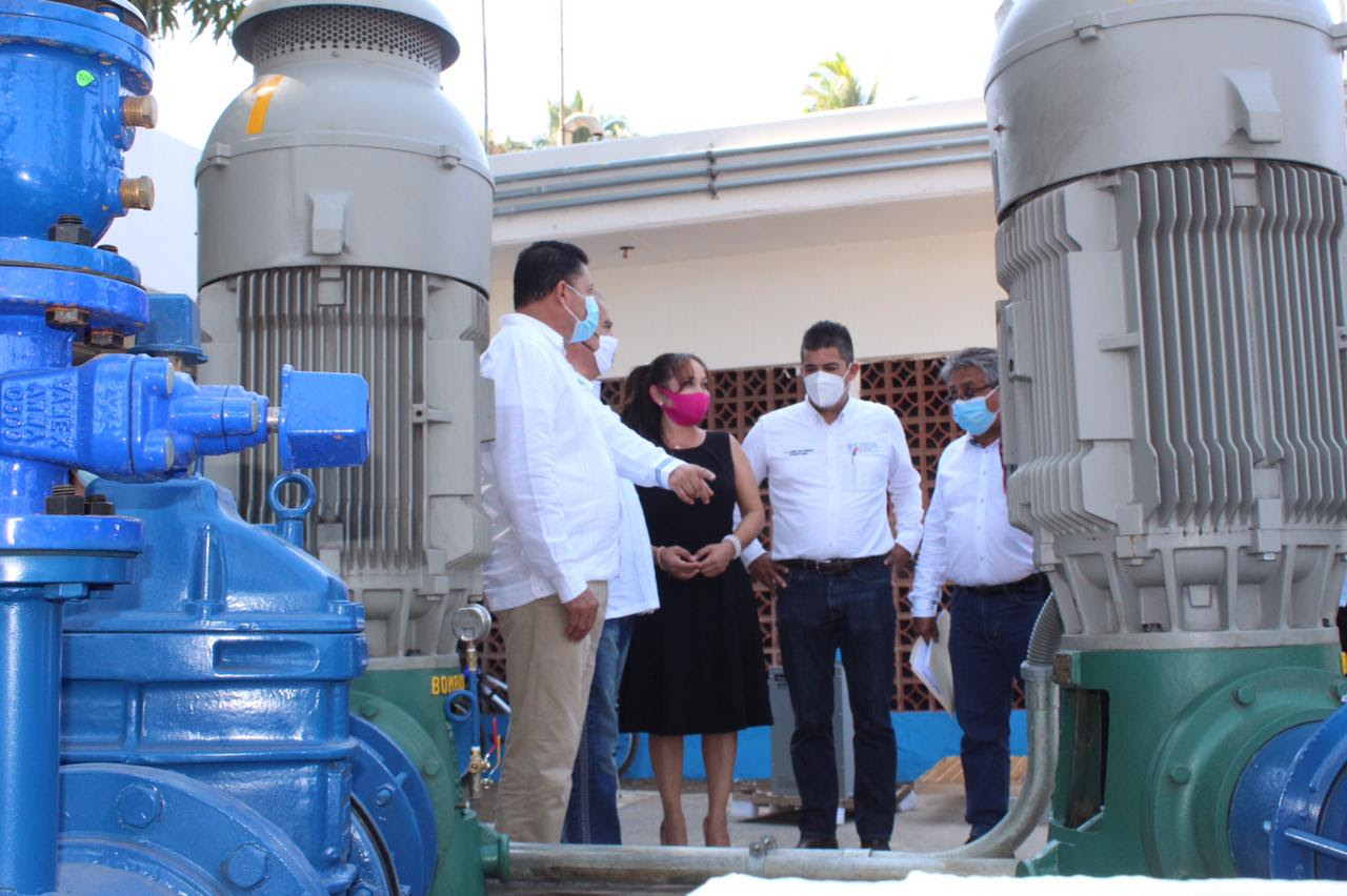  Inauguran obra de agua potable en Lázaro Cárdenas