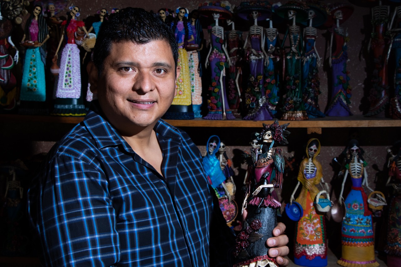  Impulsar desarrollo del sector migrante, objetivo de Daniel Quintero