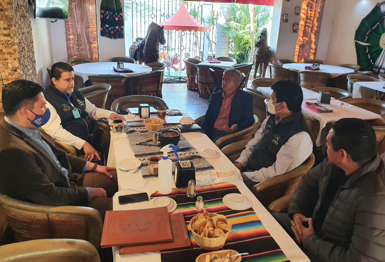  Sostienen reunión de trabajo autoridades educativas estatales con el sindicato del CECyTEM