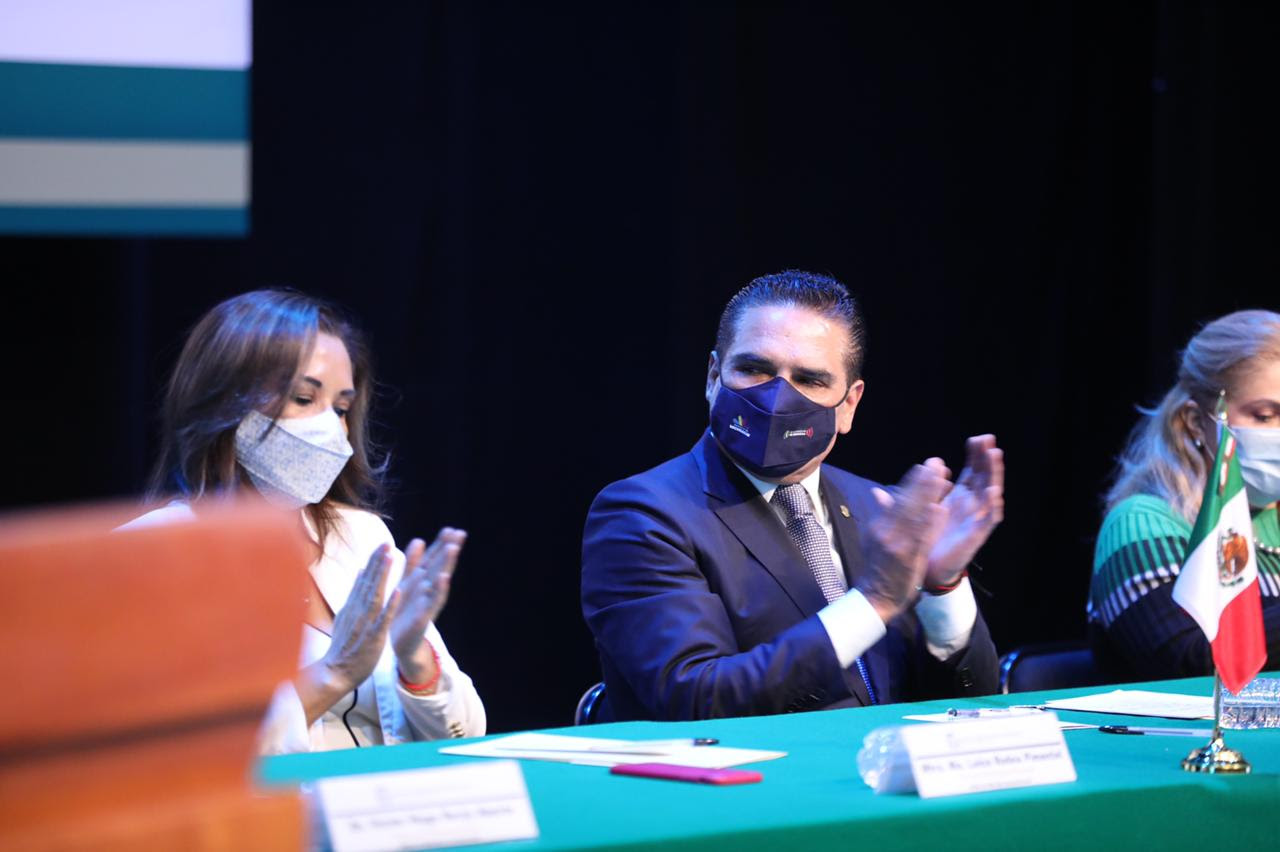 Reconoce Silvano liderazgo de mujeres del sector salud para enfrentar la pandemia