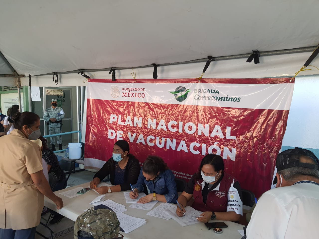  Gobierno de México enviará vacunas para Lázaro Cárdenas y Ciudad Hidalgo