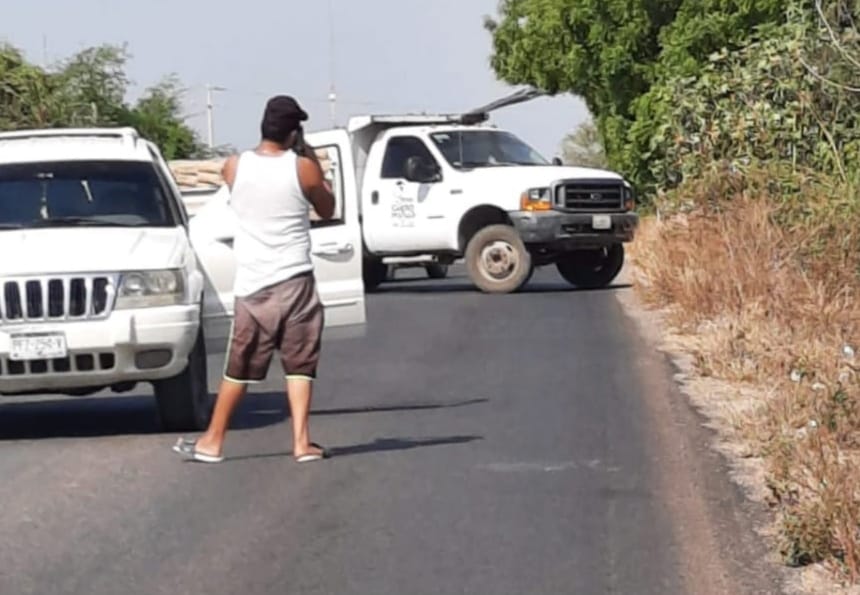 Se registra el segundo día de bloqueos carreteros en Tierra Caliente
