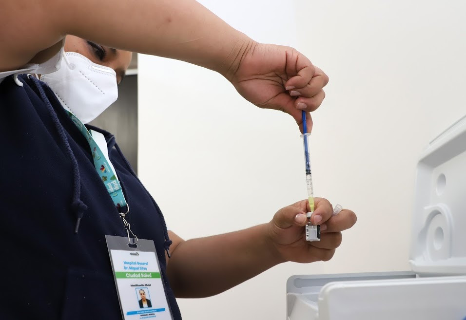  Reitera SSM alerta por vacuna apócrifa contra COVID-19