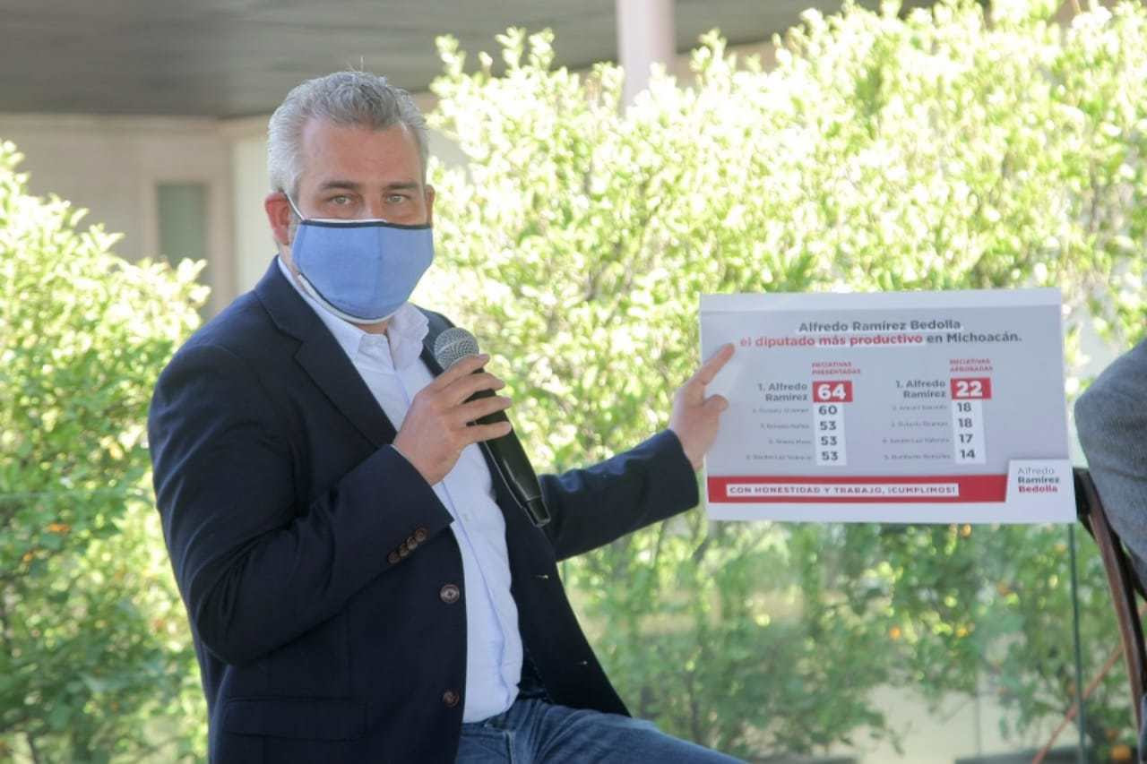 No defraudamos a la gente, trabajando cumplimos, dice Alfredo Ramírez al dejar el Congreso