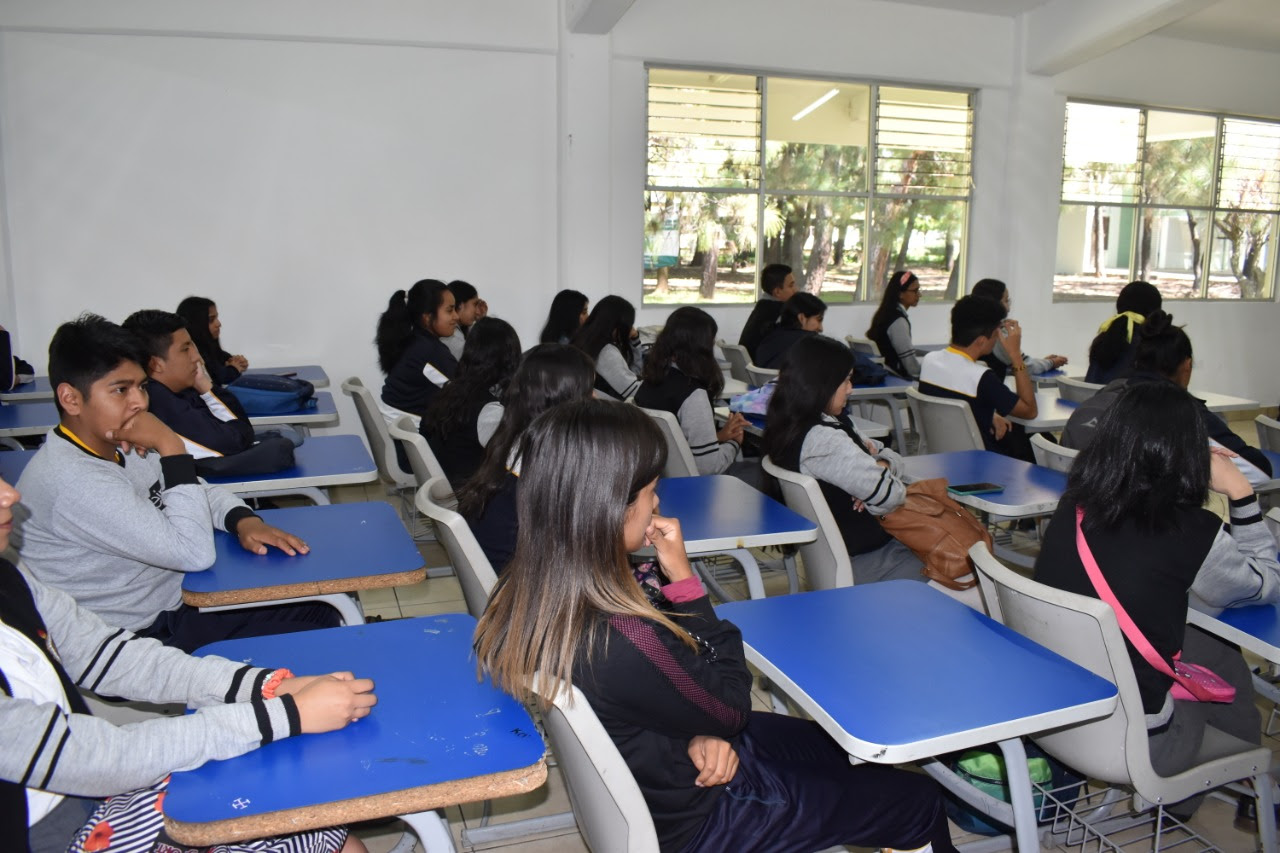  Invierte Gobierno del Estado más de 15.2 mdp en infraestructura para prepas de la UMSNH