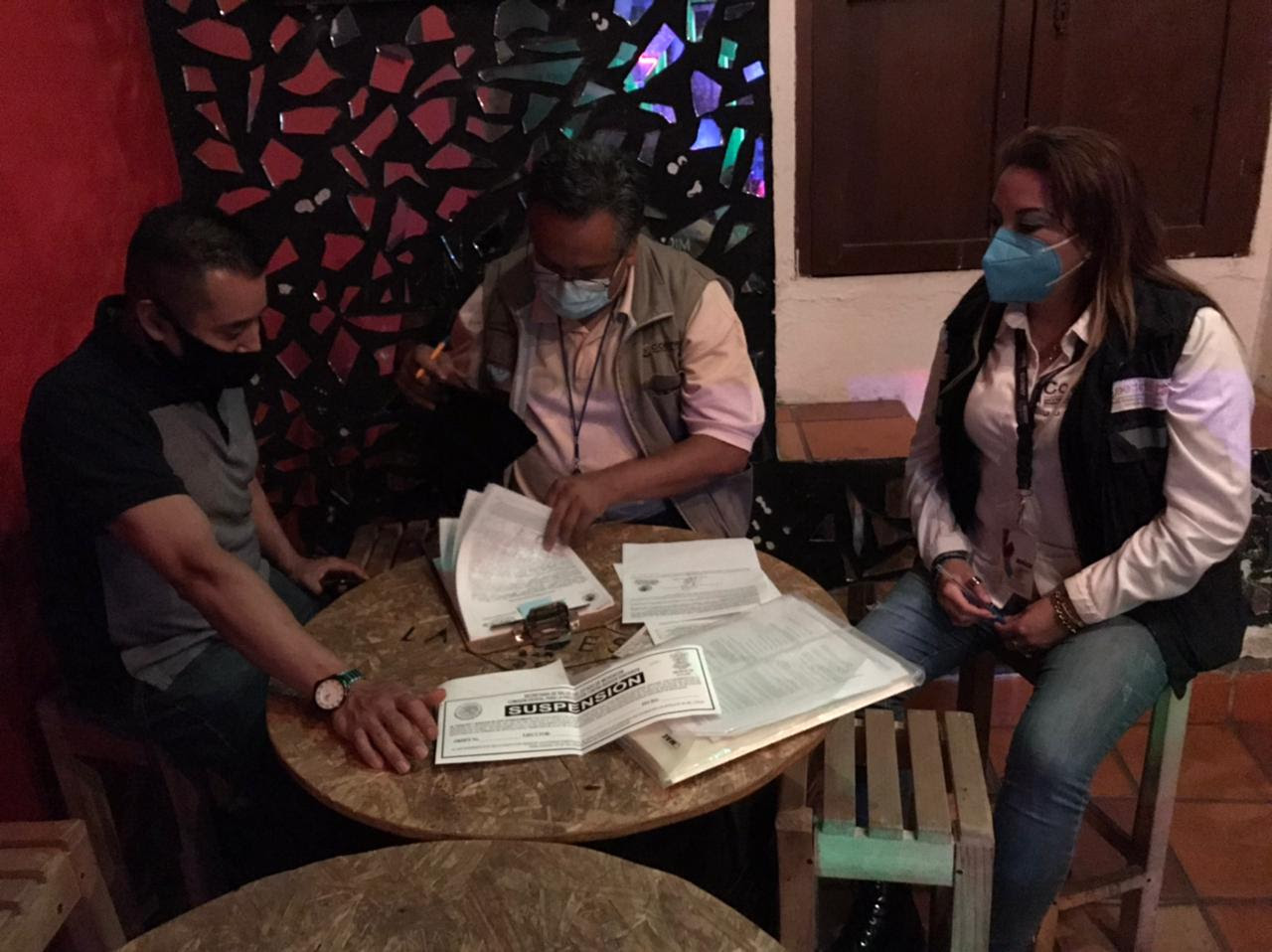  Suspenden Guardianes de la Salud seis establecimientos nocturnos en Morelia