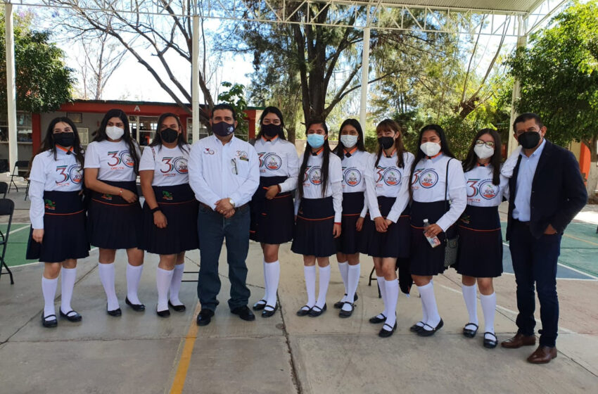 Cumple CECyTEM 30 años de brindar educación de calidad