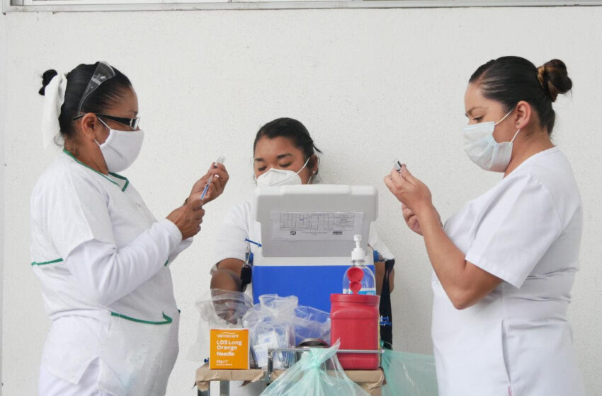  Este martes continuará vacunación en Morelia