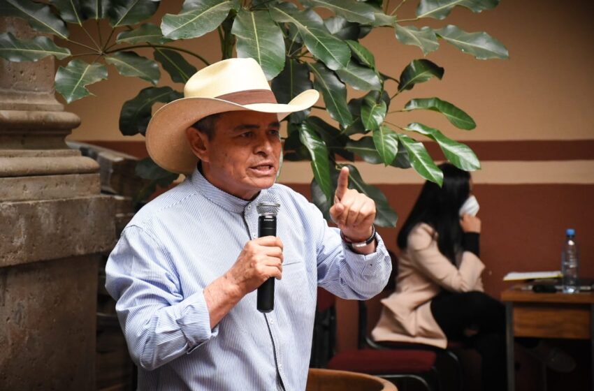  Todos los órdenes de gobierno deben detener destrucción de bosques: Arvizu