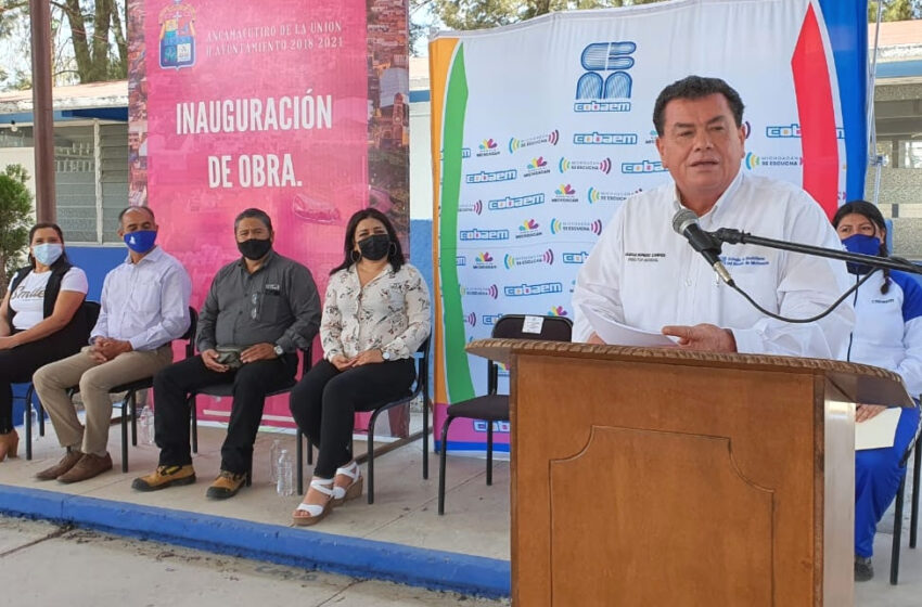  Entregan obras para mejora del plantel Angamacutiro, del Cobaem