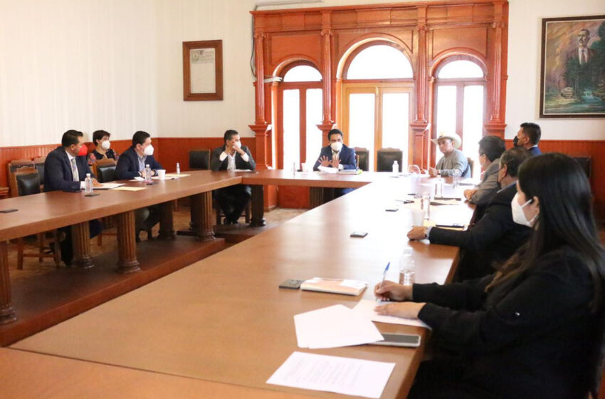  Gobierno emite acuerdo para regularizar concesiones de transporte público