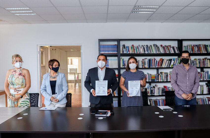  Firman convenio Seimujer e Icatmi para apoyar con becas a mujeres víctimas de violencia