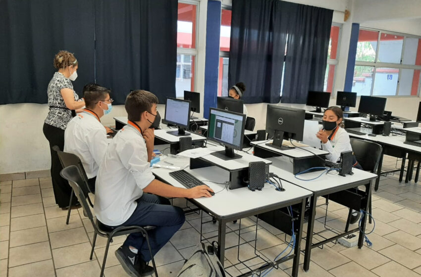  Muestran estudiantes del CECyTEM sus conocimientos en Festival Académico 2021