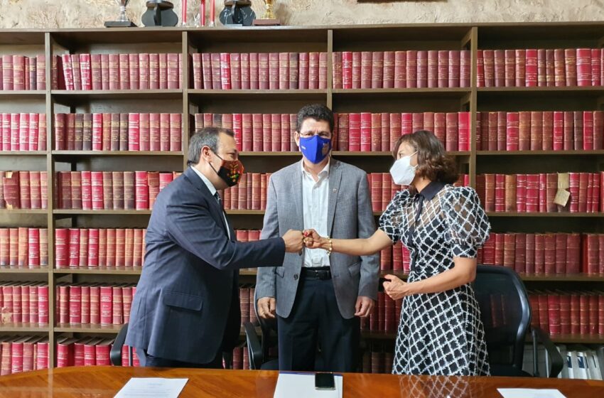  UMSNH realiza relevos institucionales en Derecho y Letras