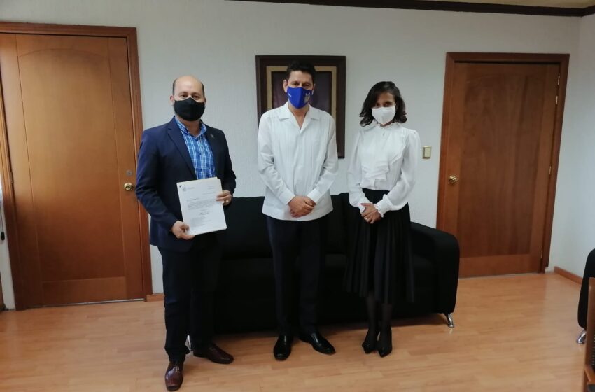 UMSNH realiza relevo institucional en la Unidad Profesional de Ciudad Hidalgo