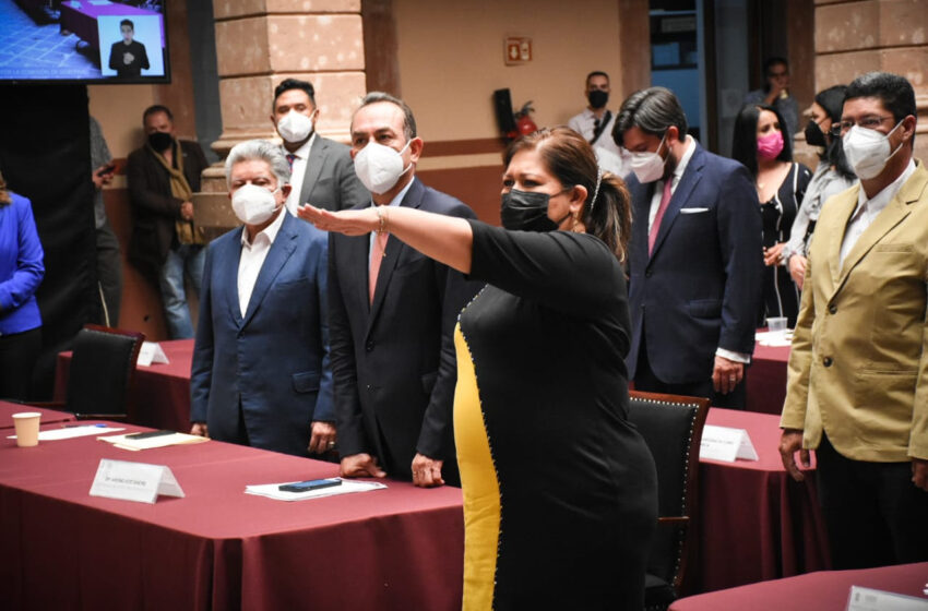 Nombran presidenta municipal provisional de Huetamo