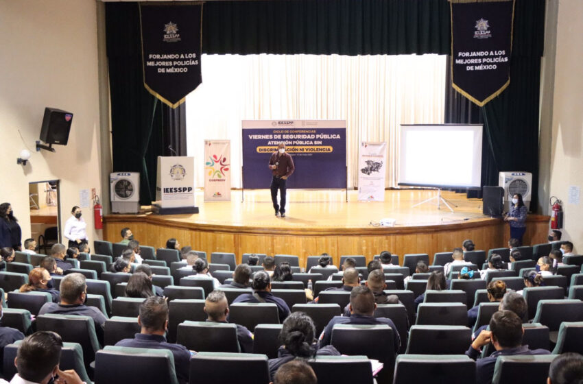  En el IEESSPP, conferencia sobre atención pública sin discriminación ni violencia