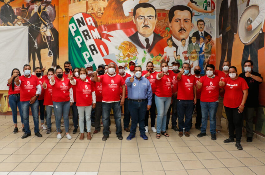  Candidatos de la planilla de RSP declinan por Bladimir González