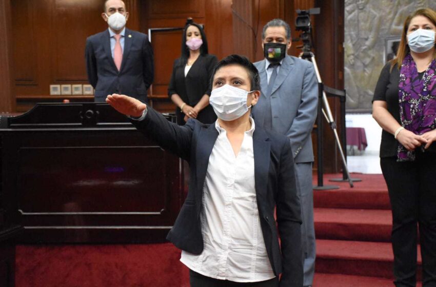  Rinde protesta Alfega Rivera como  presidenta municipal sustituta de Chilchota.