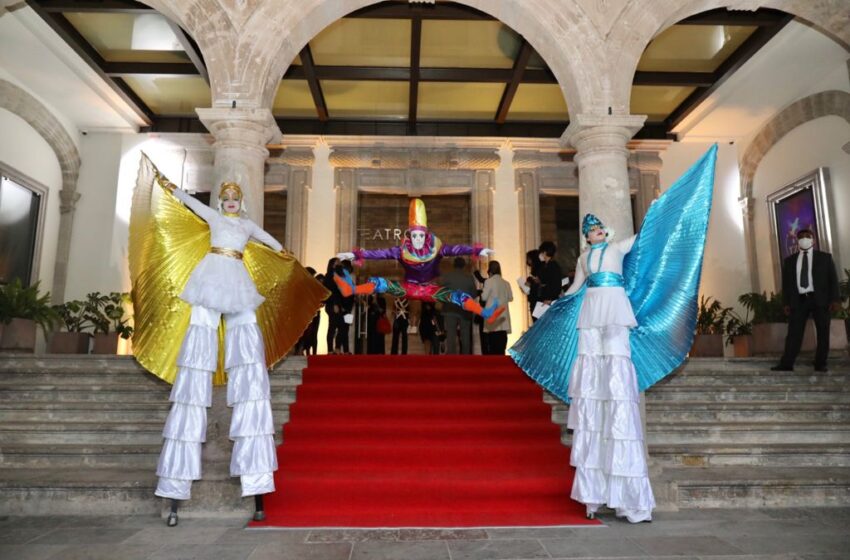  Tzintzun, viaje por la historia de Michoacán en el Teatro Matamoros